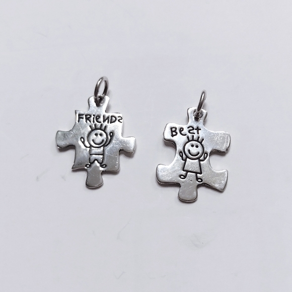 SALE! Pair of Sterling Silver Best Friends Puzzle Charms Necklace Bracelet - Picture 1 of 6